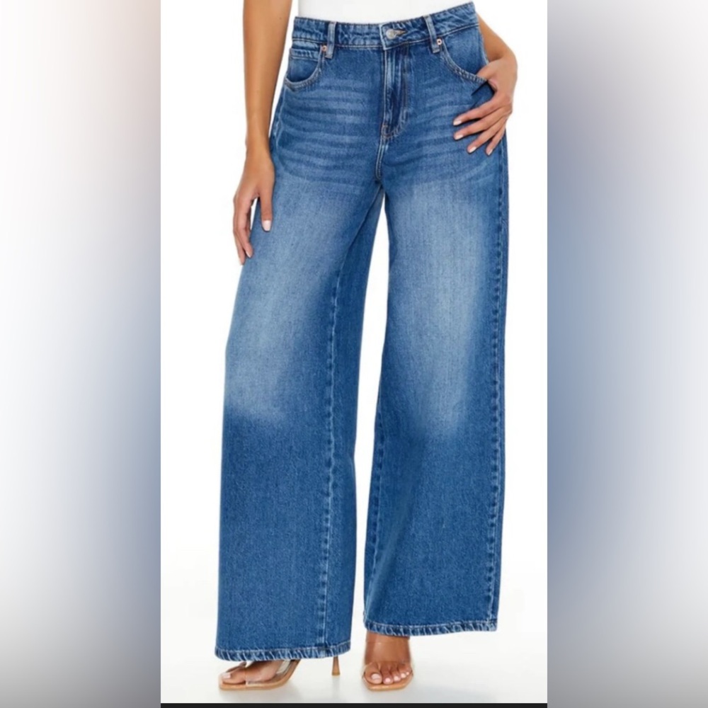 Forever 21 Baggy Wide Leg jeans NWT